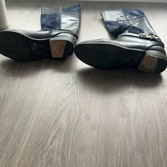 Tory Burch Navy Blue Leather and Suede Logo Boots - Picture 5 of 9